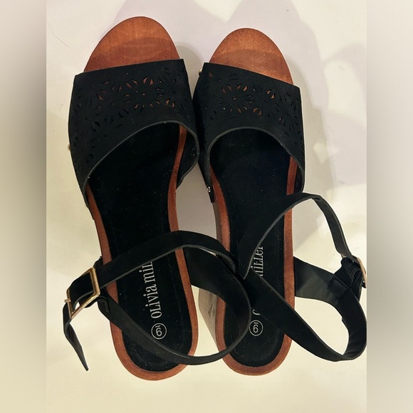 Olivia Miller Wedge Out Womens 9 Black Chunky Block Studded Open Toe - Picture 5 of 10